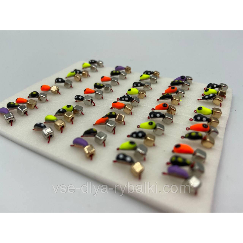 Мормилка ручна робота “цвяшник-кубик“ No5