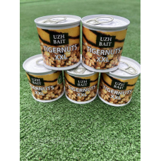 Тигровий горіх у дипі мед